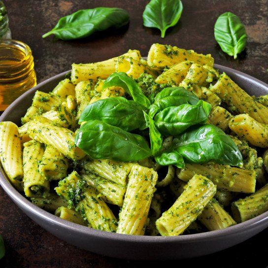 Зелена паста з рикотою