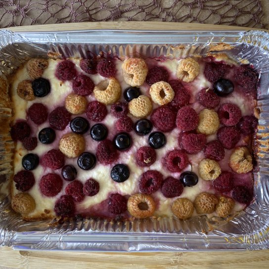 Сирна запіканка з ягодами