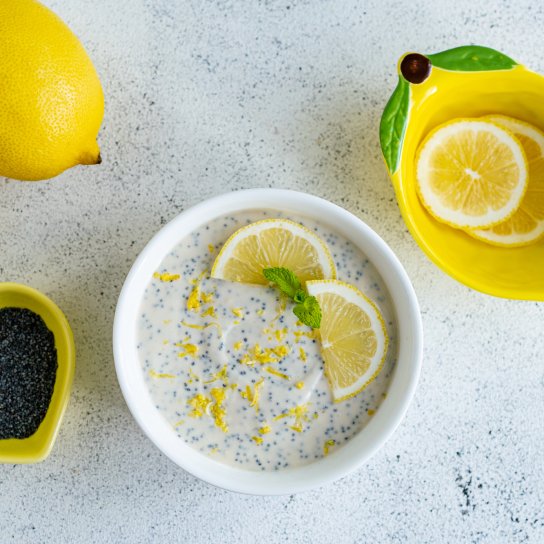 Нічна вівсянка з маком та лимоном