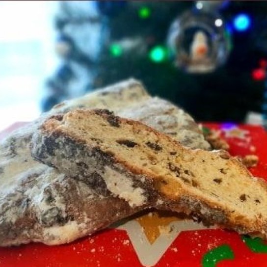 Штолен сирний