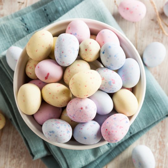 Великодні яйця з арахісовою пастою