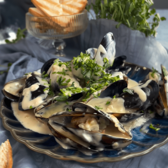 Мідії у вершковому соусі