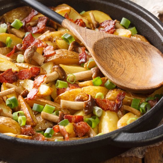 Смажена картопля з опеньками