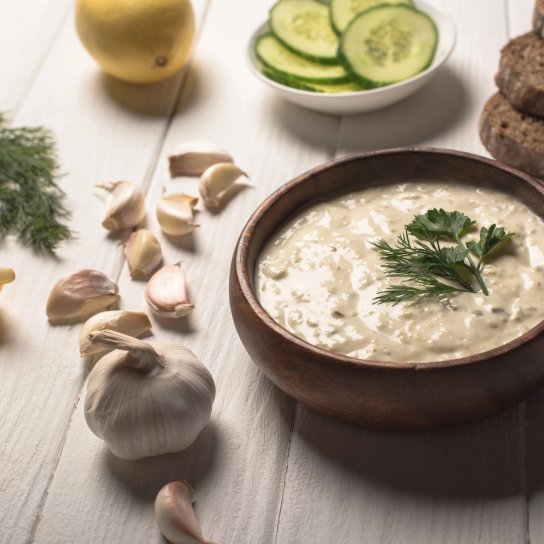 Соус із солоних огірків