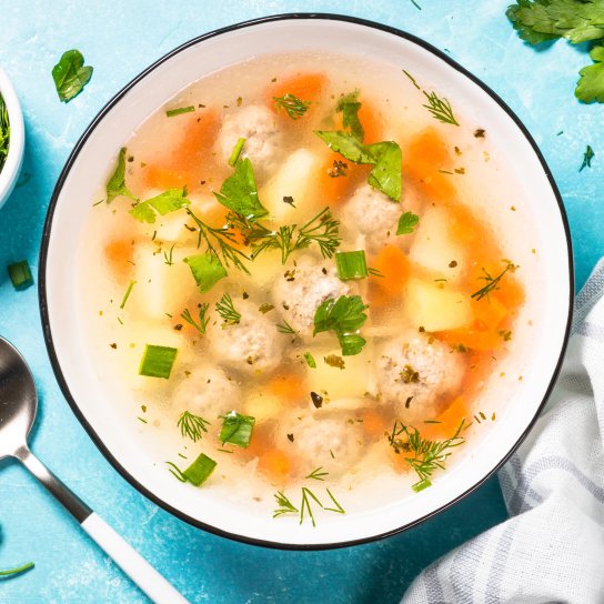 Суп з рибними фрикадельками