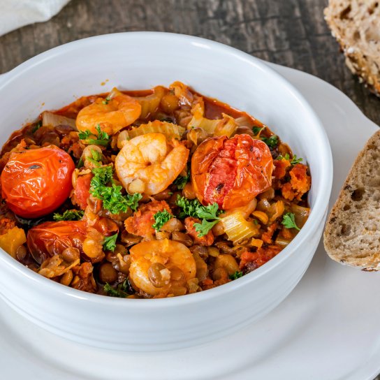 Карі з креветками та сочевицею