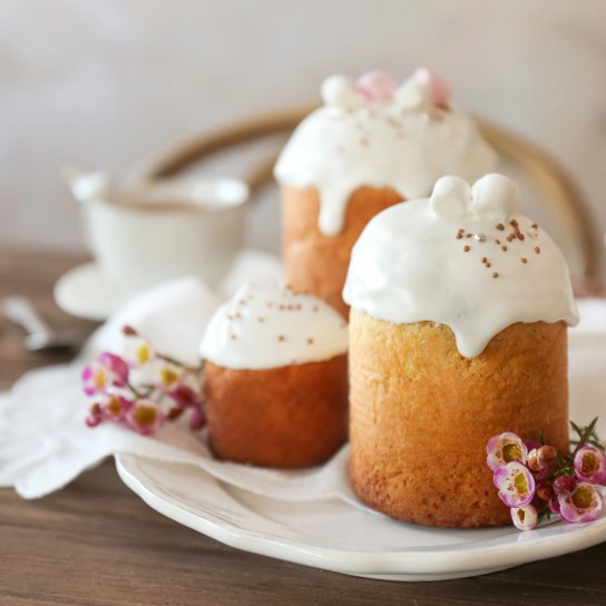 Паска зі смаком торта "Молочна дівчинка"