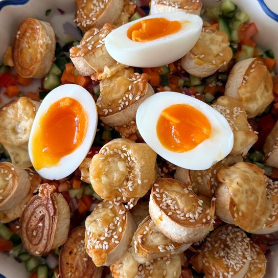 Салат з рулетиками