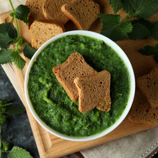 Суп з кукурудзяної крупи та кислого молока