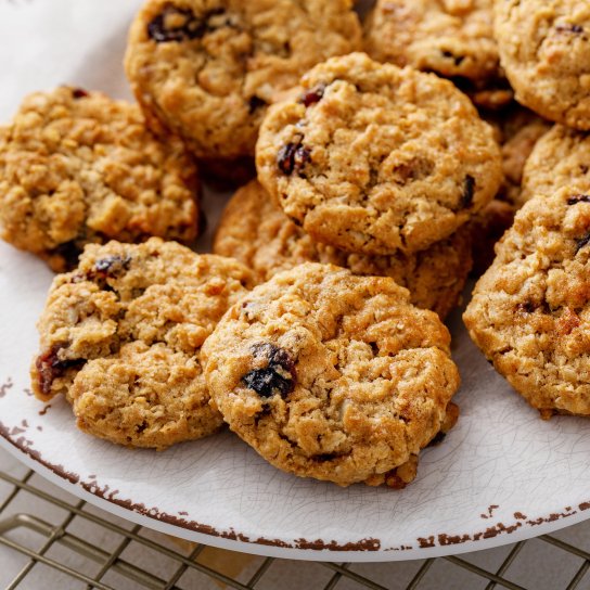 Вівсяне печиво з апельсином і горіхами