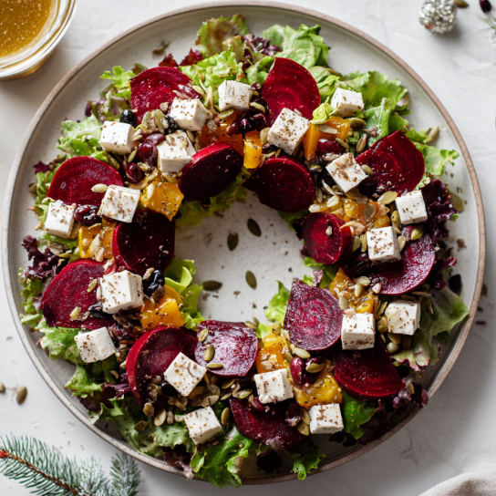 Салат з буряком і фетою «Багряний вінок»