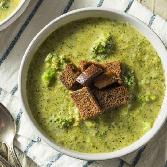 Зелений зимовий суп