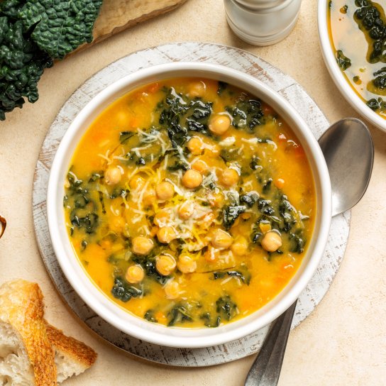 Суп з квасолі та нуту