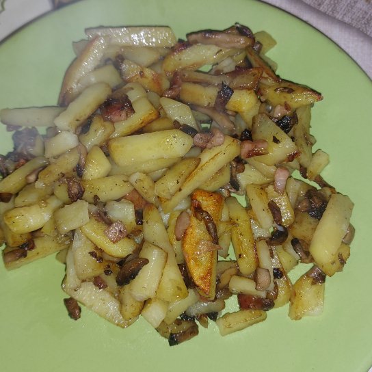 Картопля з грибами