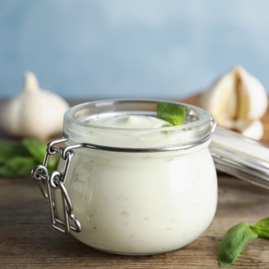 Часниковий ліванський соус