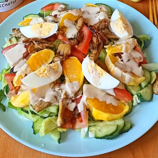 Салат з куркою та апельсином