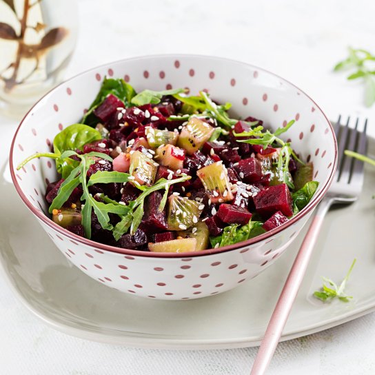 Салат із ківі та буряка