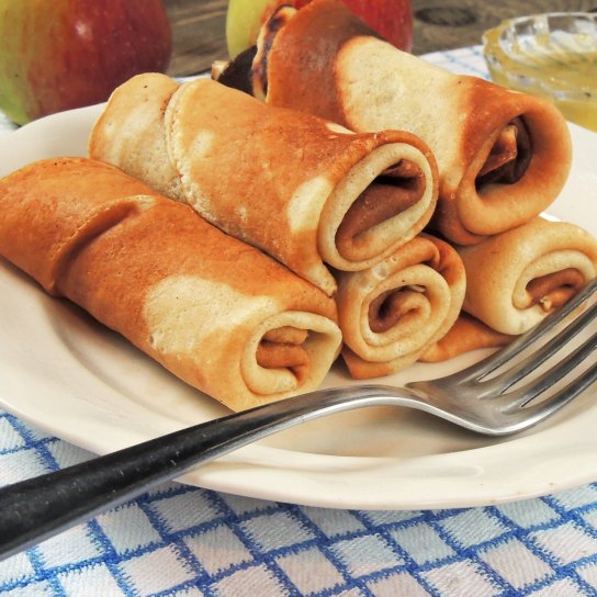 Млинці з яблуками