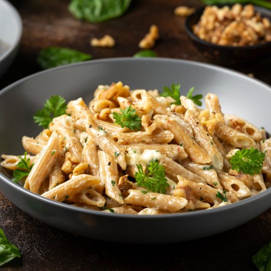 Паста з рикотою, лимоном та часником