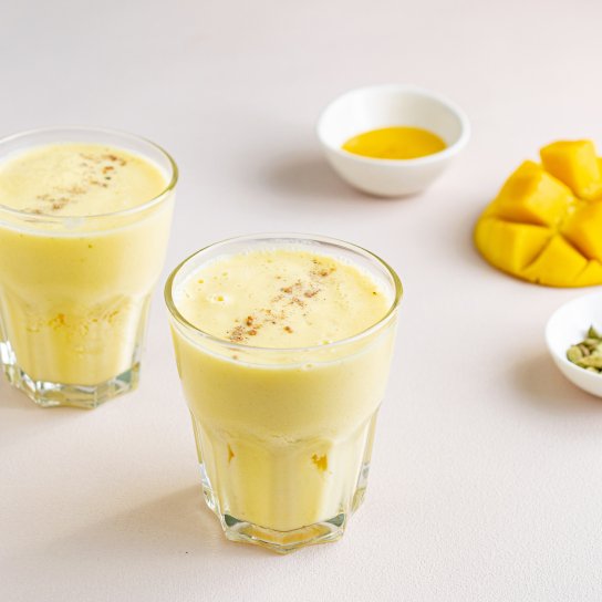 Мангове лассі