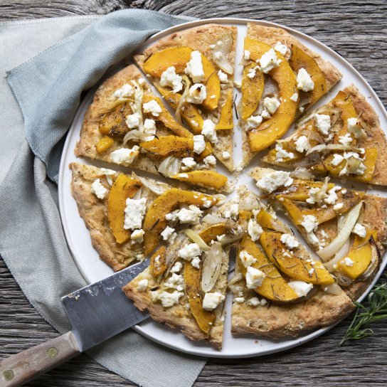 Тарт із бататом, цибулею і сиром