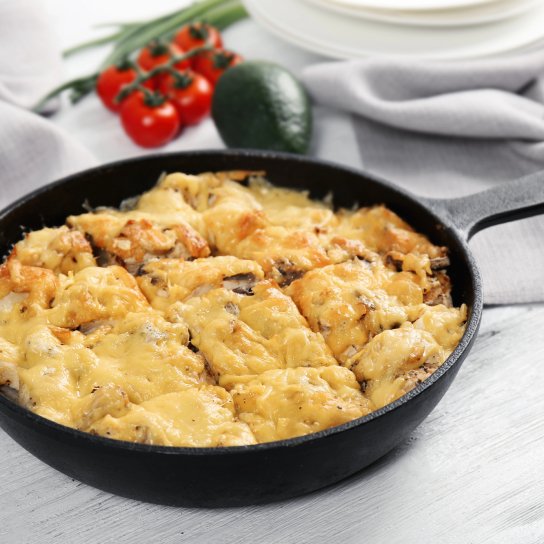 Індича печінка запечена з овочами та сиром