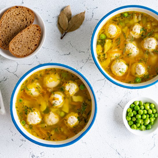 Суп із фрикадельками