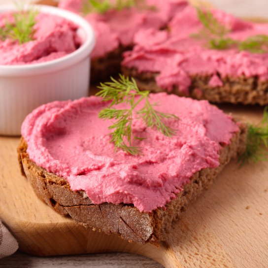 Бурякова намазка з сиром