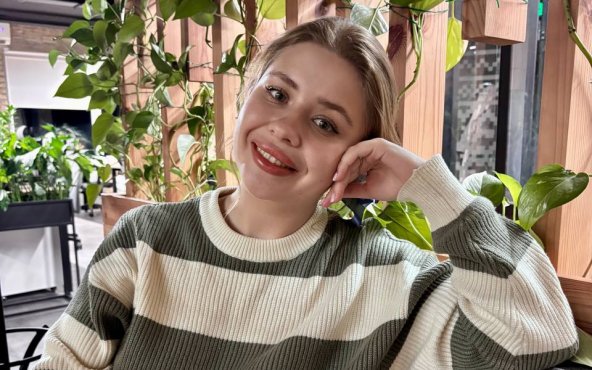 Евеліна Вишневська