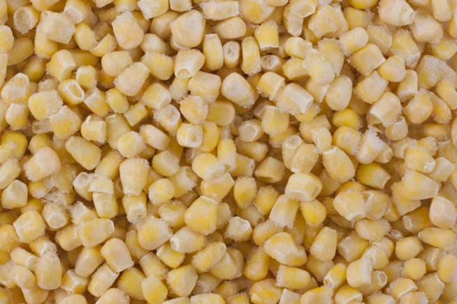 Кукуруза заморожена в зернах