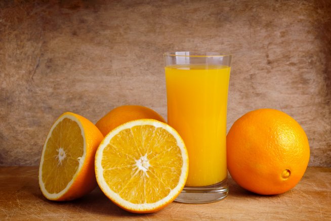 Вода апельсинова