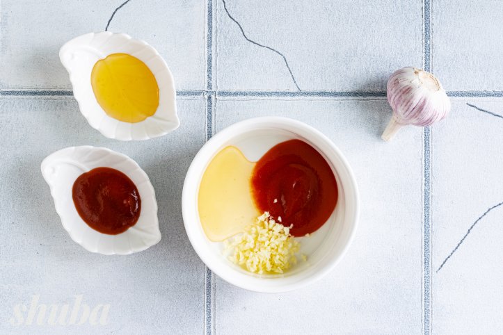 мед, часник та кетчуп