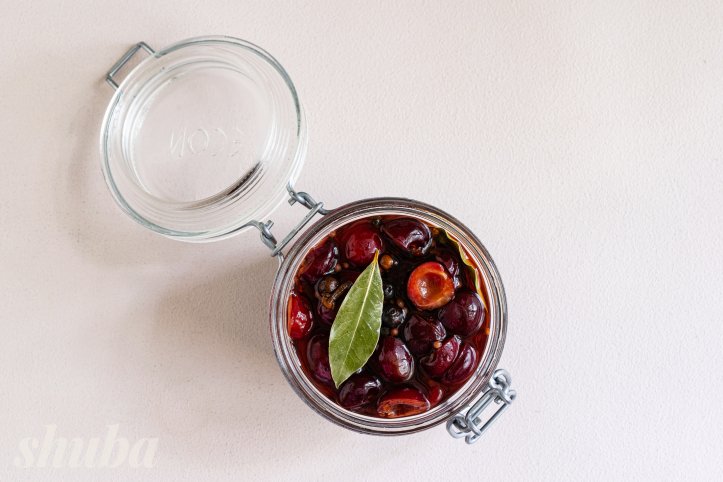 маринована черешня