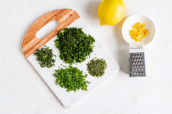 зелень, часник та цедра