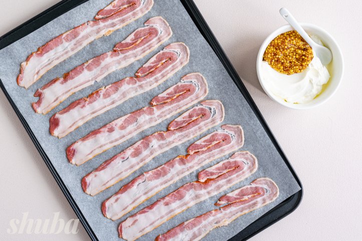 бекон та соус