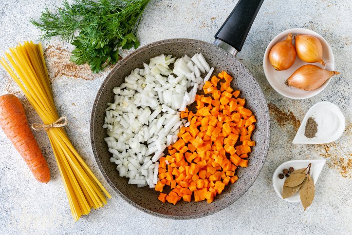 овочі на сковороді