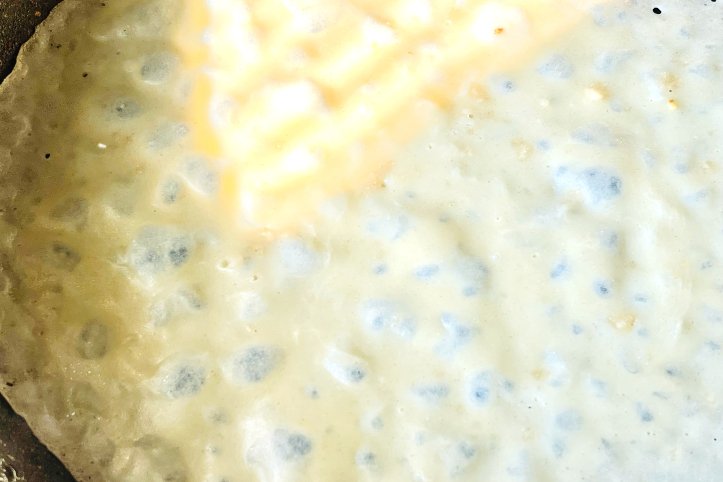 млинці на сковороді