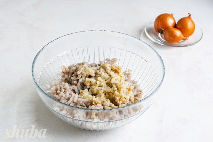 фарш з цибулею