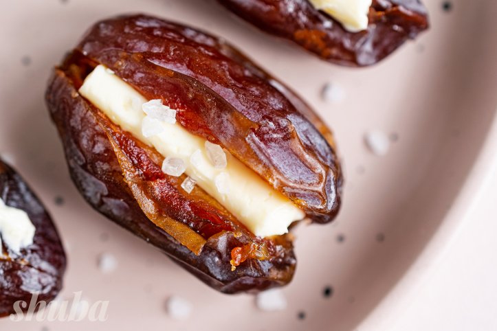 Фініки із сіллю