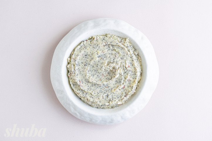 товчанка з квасолею та маком