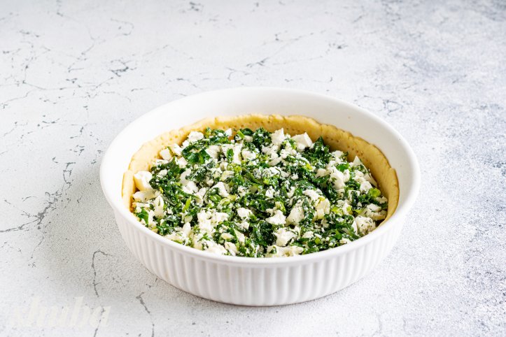 шпинат із сиром у тісті