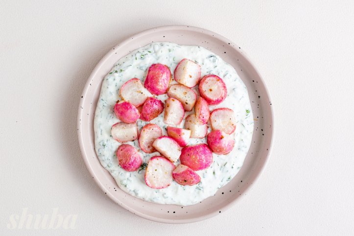 редиска з соусом