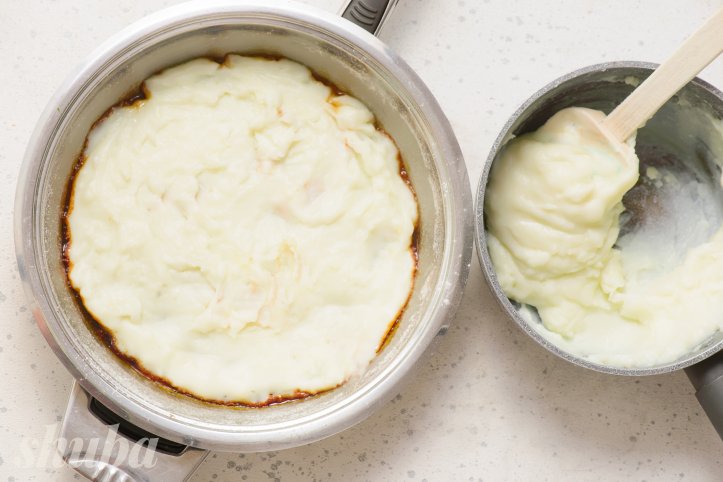 молочна маса на сковороді