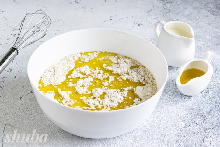 молоко, олію та оцет