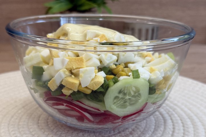 Весняний салат