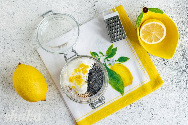 вівсяні пластівці з лимоном