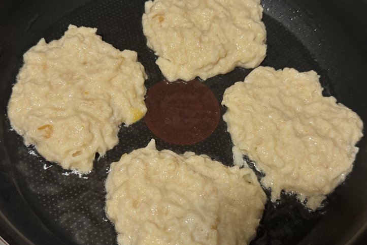 Оладки на сковороді
