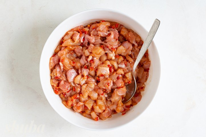 м'ясо з овочами та спеціями