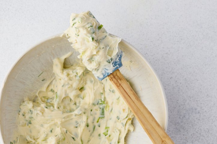 Масло з травами