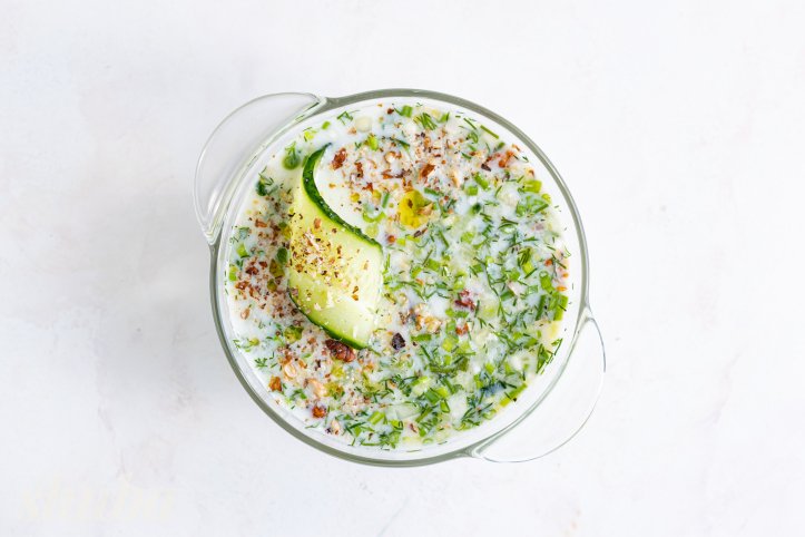 болгарський холодний суп таратор